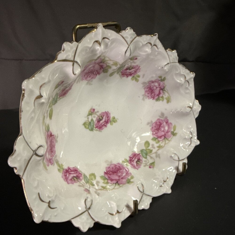 Antique MZ Austria Plate Decorative Oval Ruffle Edge Roses Gold Back Mark - Picture 3 of 16